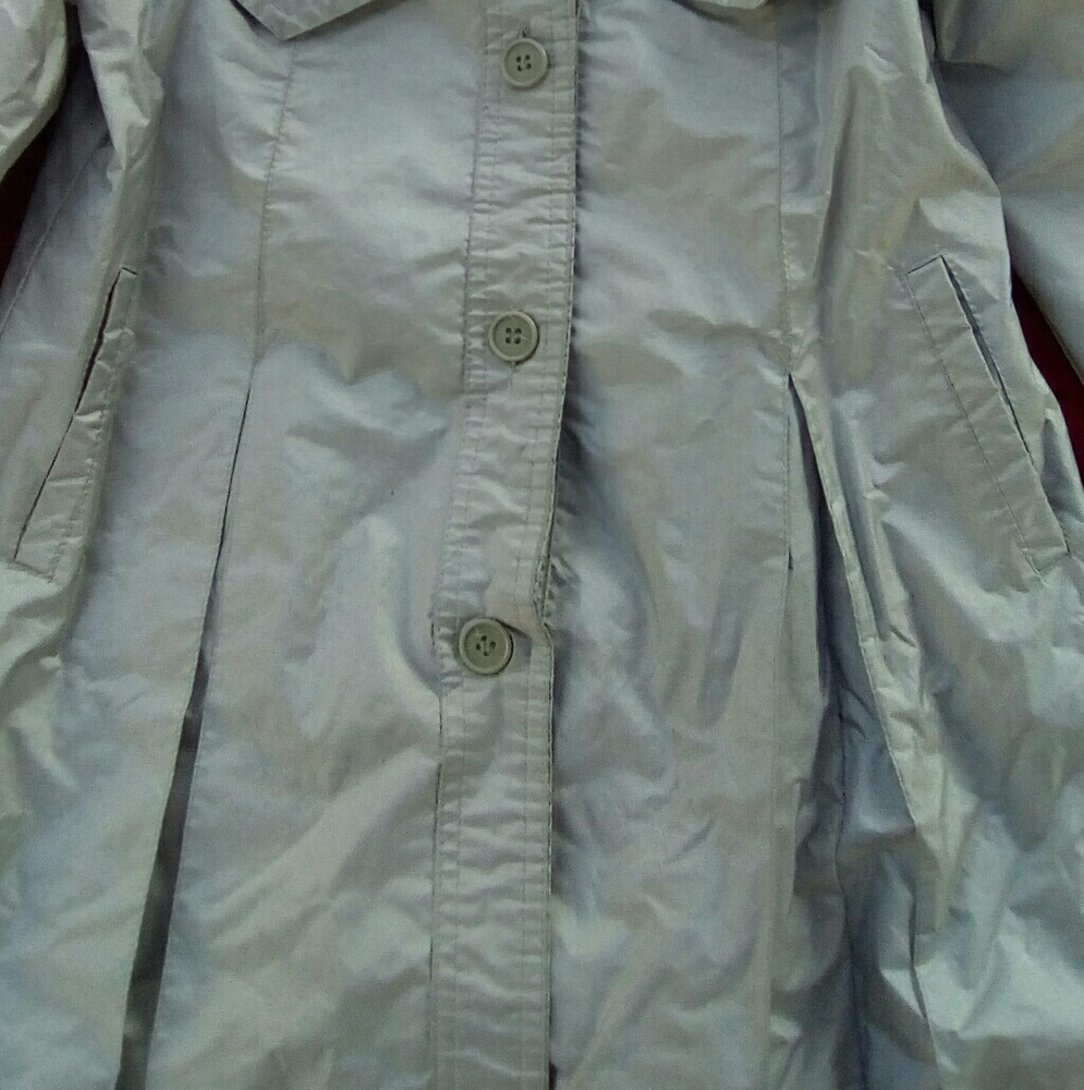 Coat - Picture 4 of 4